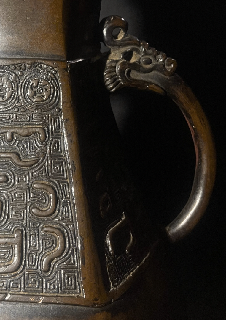 Japan Edo period 17-18th century, Bronze Flower Vase, Bronze