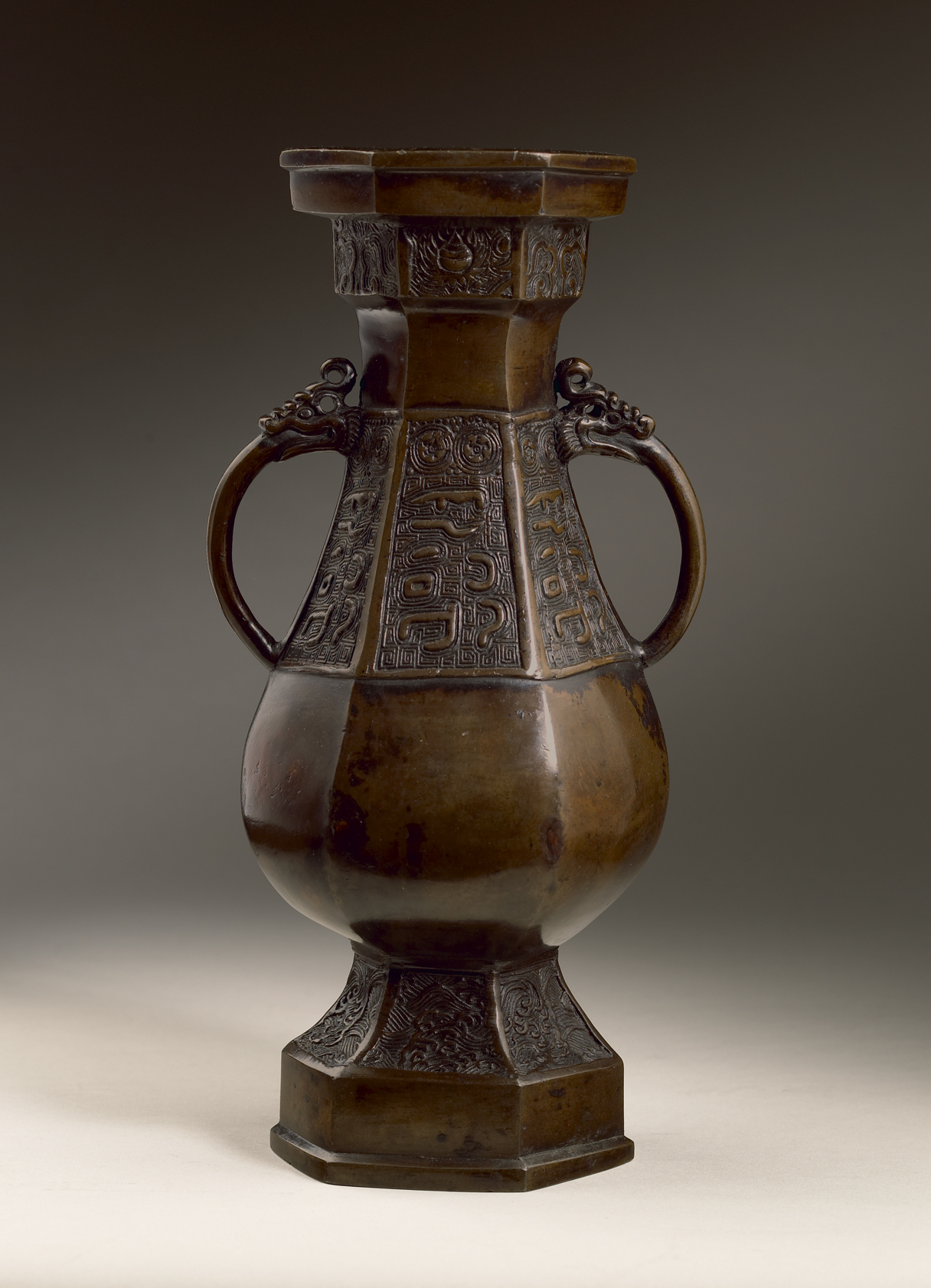 Japan Edo period 17-18th century, Bronze Flower Vase, Bronze